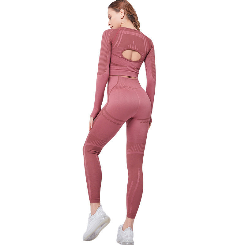 Seamless, breathable and quick-drying fitness yoga suit