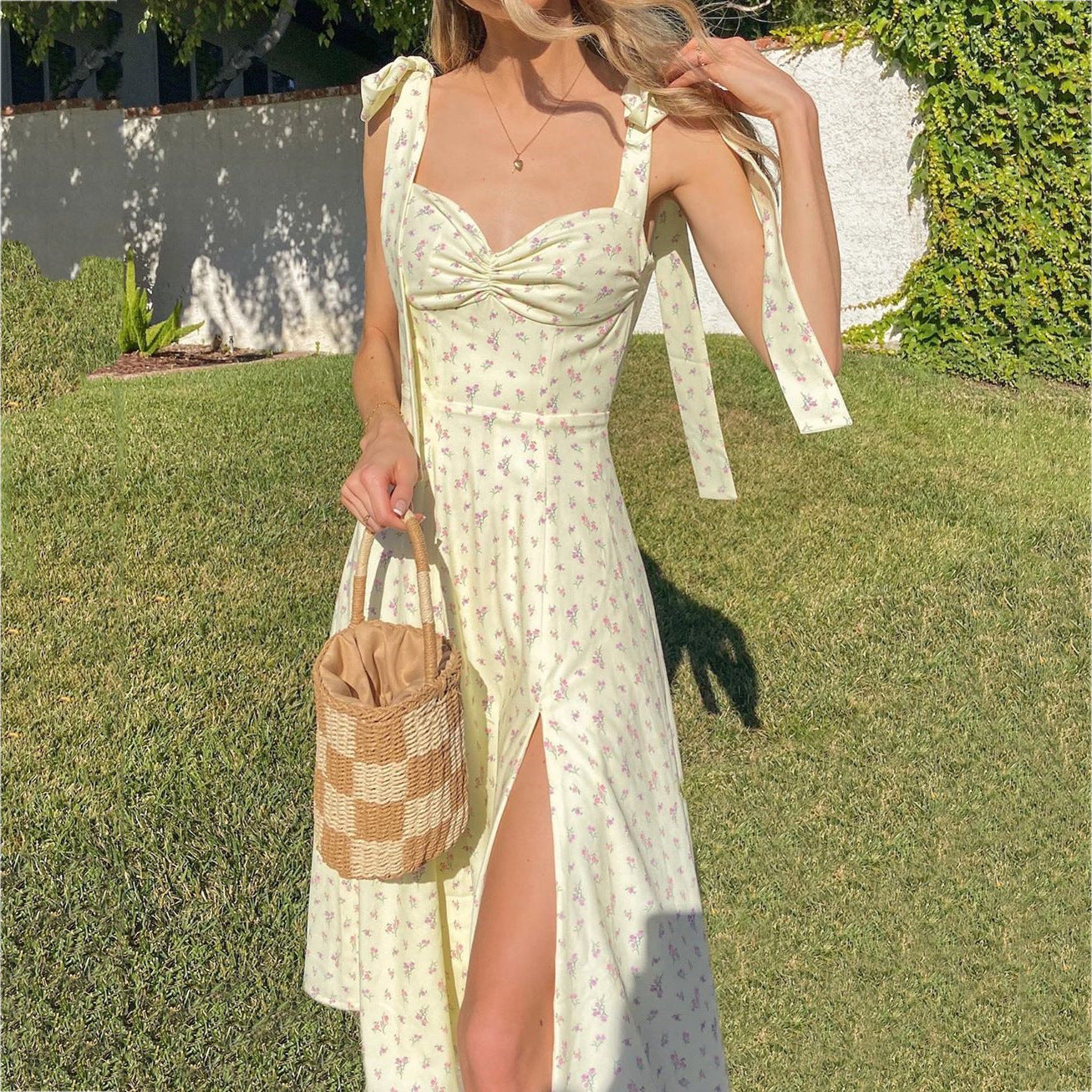 New Style Women's Temperament Dress European And American Sexy Fashion Lace Floral Halter Split Long Skirt