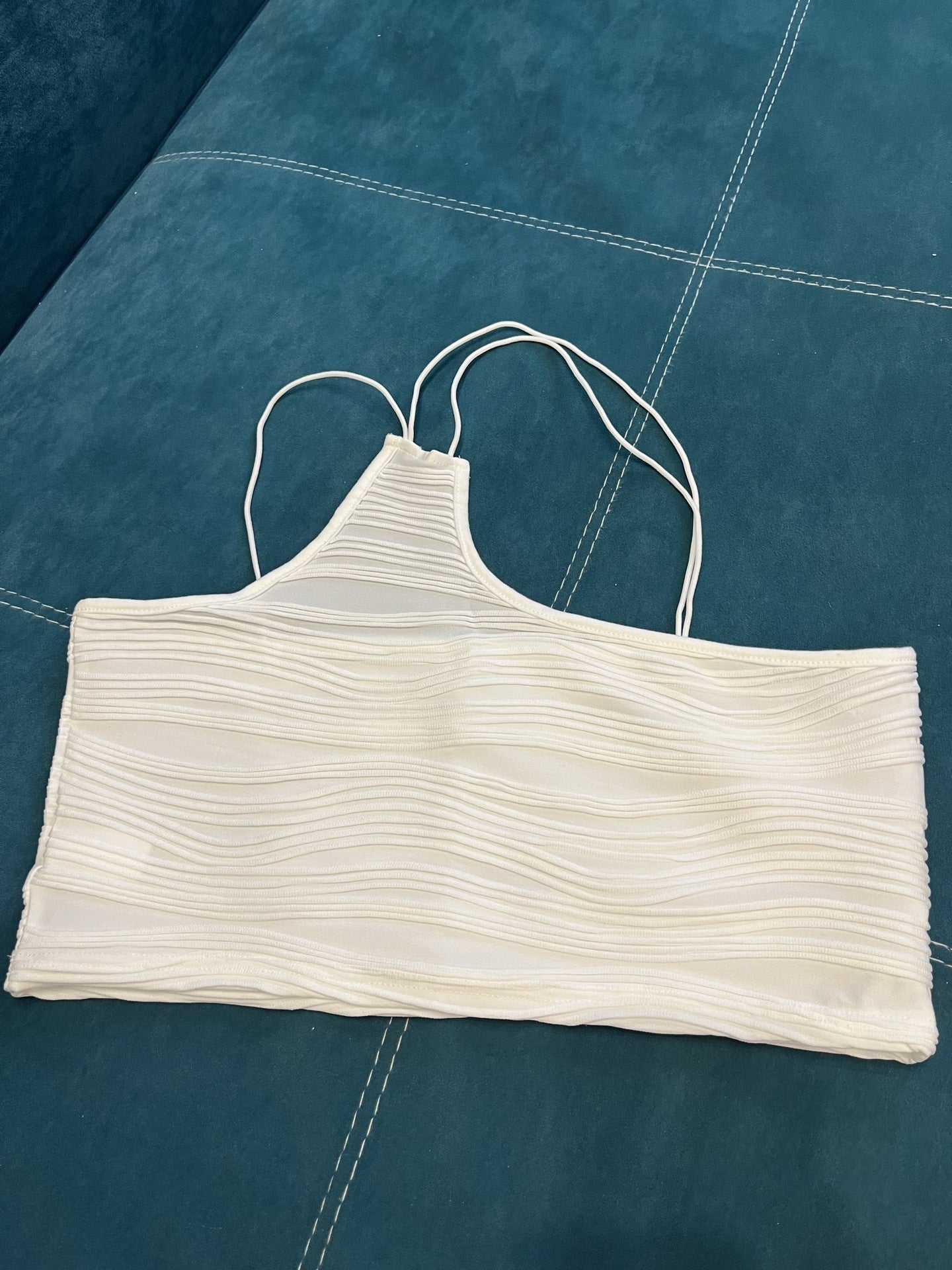 Split Irregular Hollow-out Shoulder Split Top